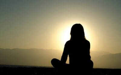 5 reasons why meditation can help break harmful mental patterns